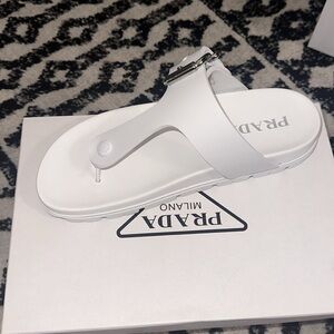 Prada sandals size 39